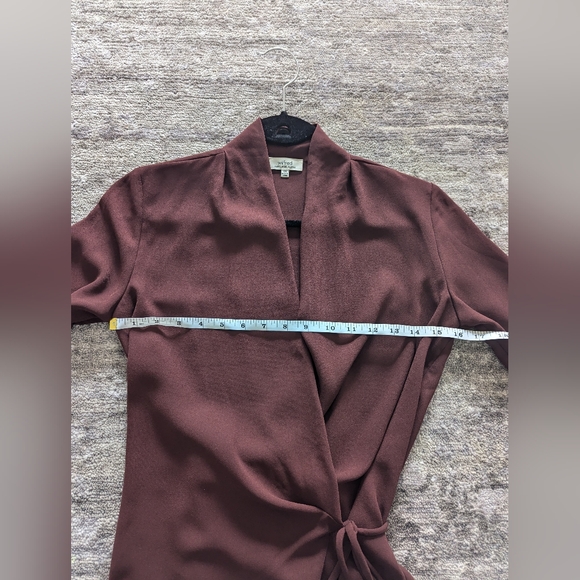 Aritzia Wilfred Barthelemy Wrap Blouse Maroon - Picture 6 of 8
